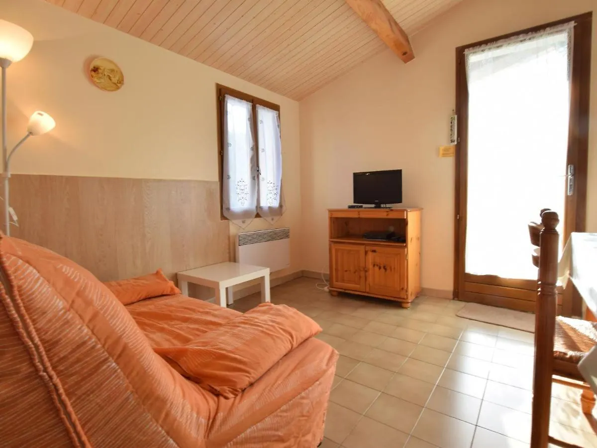 Comfortable Apartment In Lablach Re With Terrace In Ard Che Lablachere Holiday home