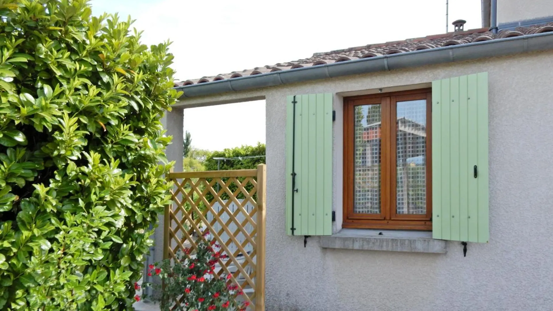 Comfortable Apartment In Lablach Re With Terrace In Ard Che Lablachere 0*,
