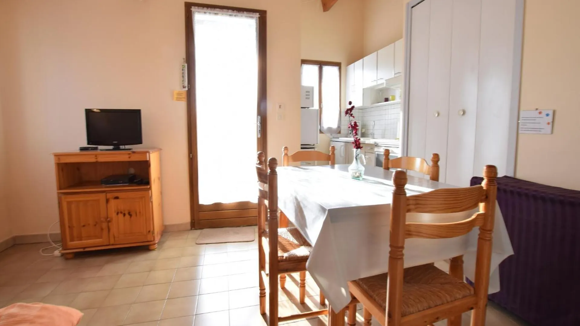 Holiday home Comfortable Apartment In Lablach Re With Terrace In Ard Che Lablachere